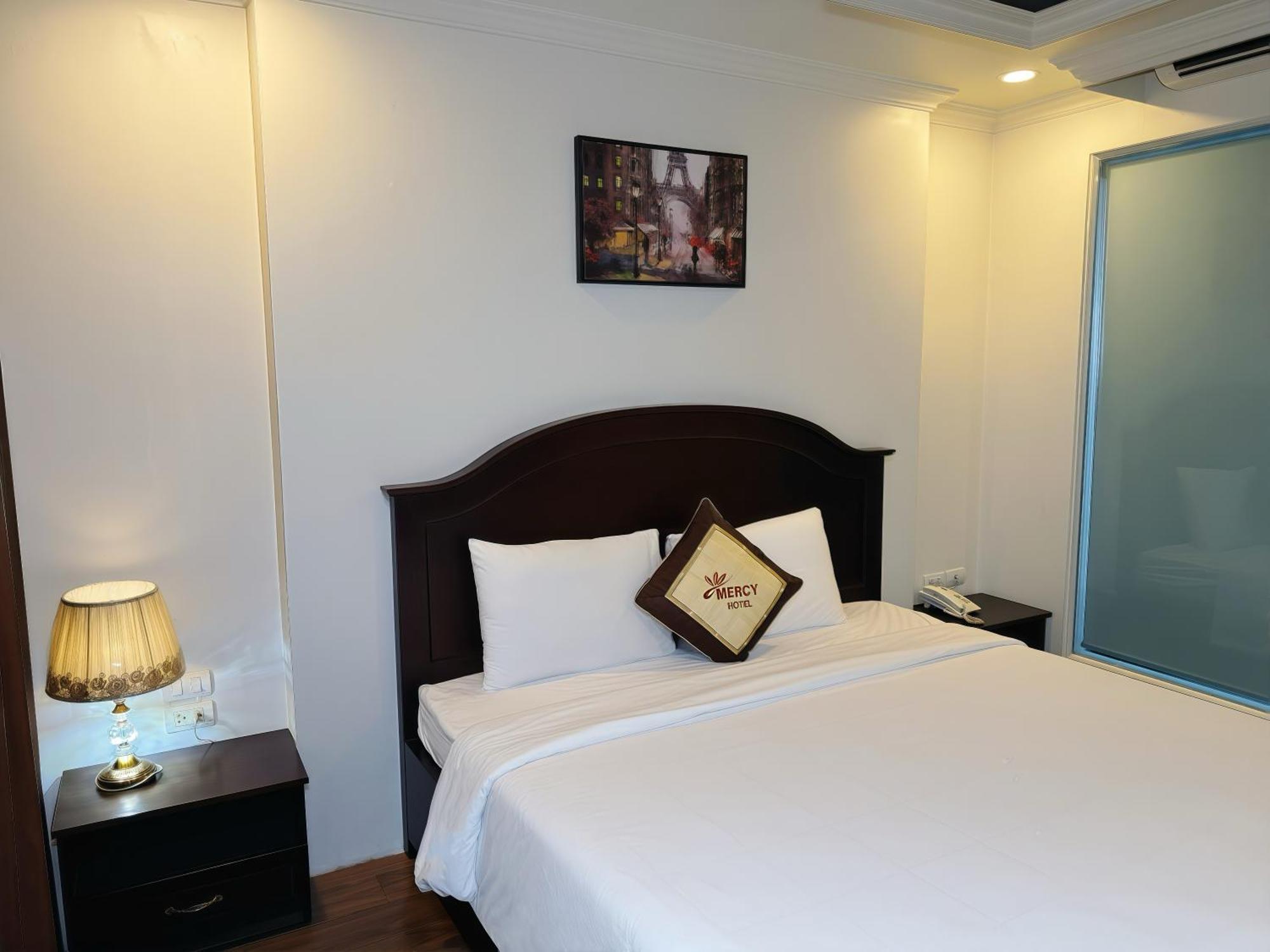 Mercy Hotel — Photos 1